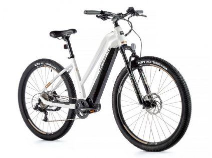 Leader Fox SWAN dámské 29" 15 Ah 2023 (Velikost 20", Barva bílá černá)