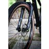 Rock Machine Blizz CRB 90-29 AXS (Barva Stealth Black, Velikost 17.0" (M) 165-176cm)